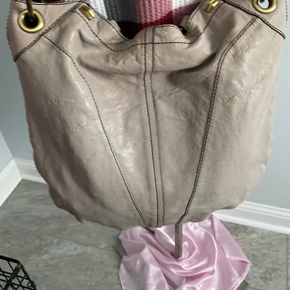 or Yany large leather taupe crossbody bag. - Picture 10 of 13